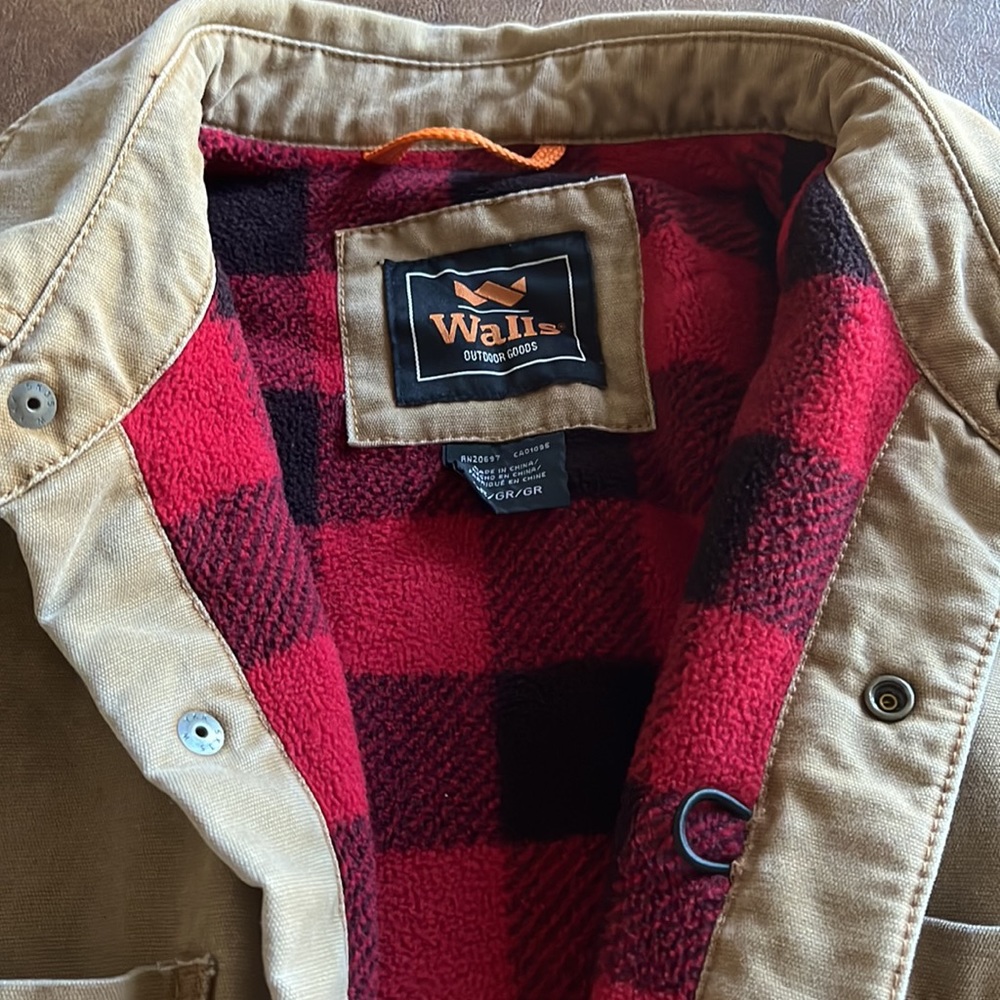 WALLS JAC-SHIRT! Lined. Excellent condition, like new! Mens Large. Warm!